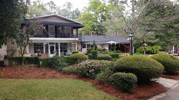 Clear Away Tallahassee Home with Lawn